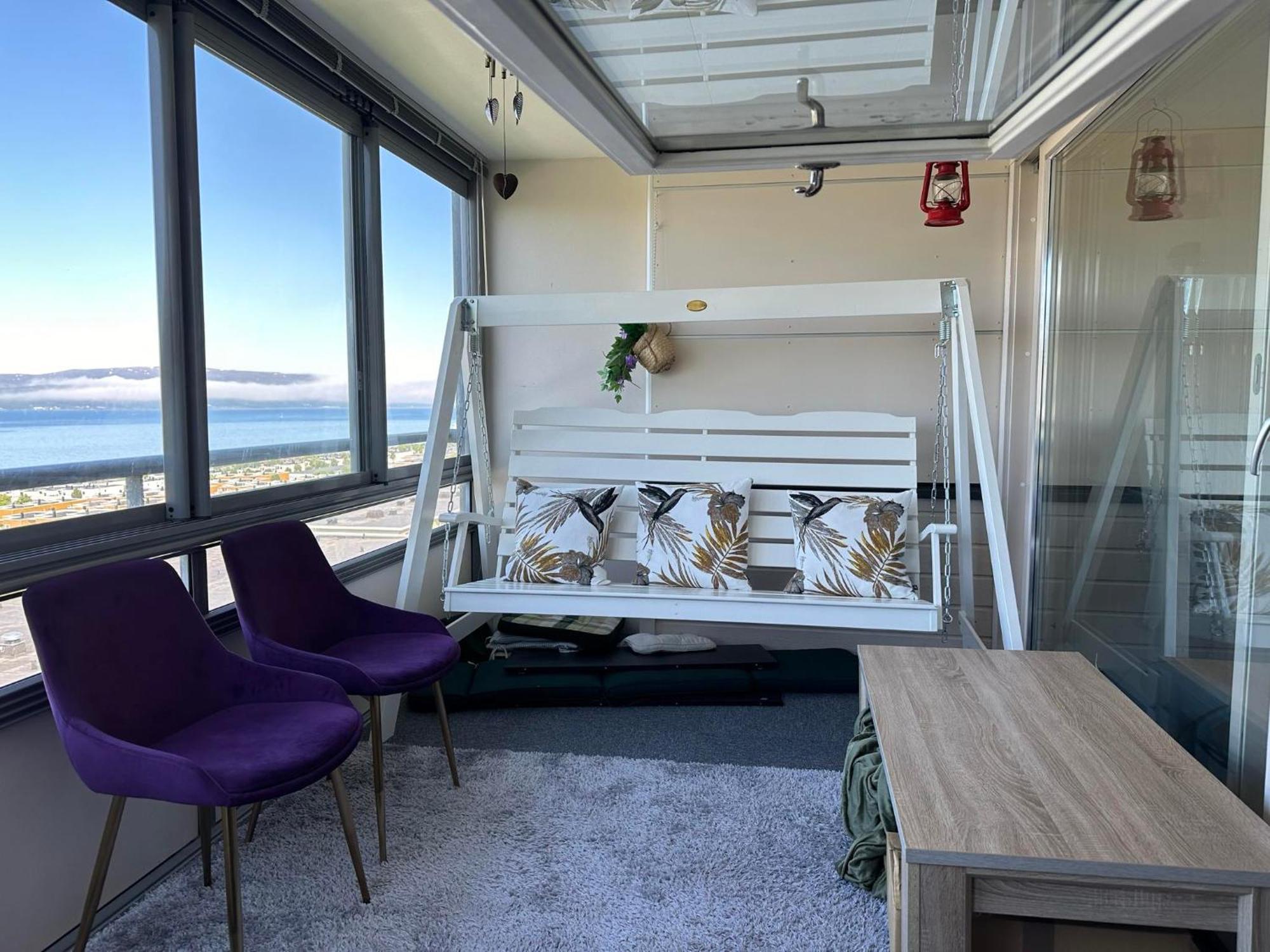 Arctic Inn, Cozy Single Bed Private Room In A Shared Apartment With Stunning Tromso Views Экстерьер фото